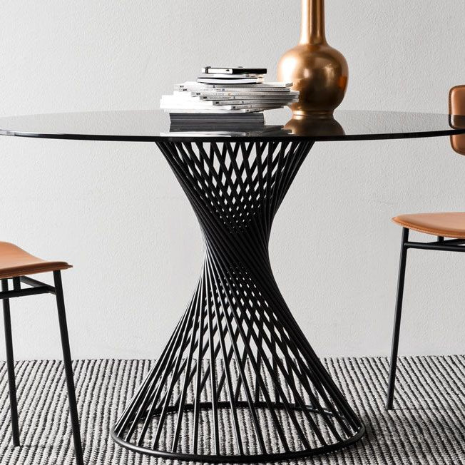 Descubre la Mesa Vortex de Calligaris: Elegancia y Funcionalidad en un Diseño Único
