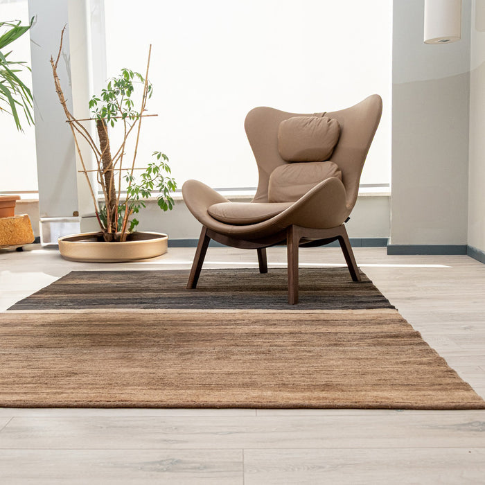 sillón de madera lazy